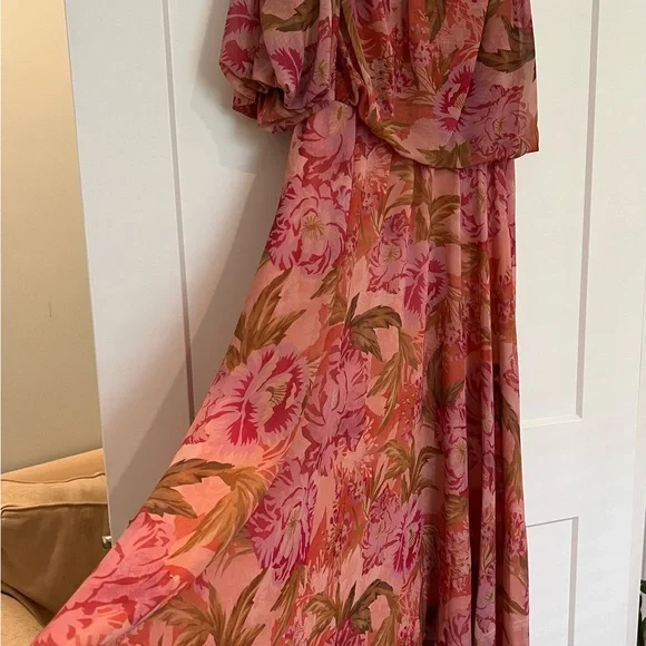 NEW WITH TAGS Show Me your MuMu dress size large - Picture 5 of 6